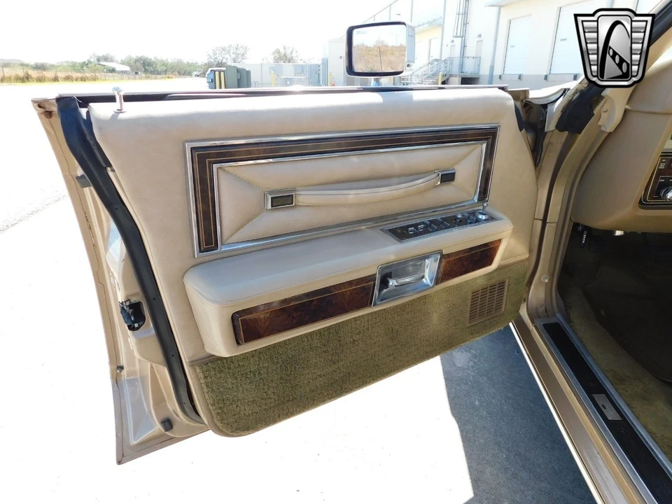 1978 Lincoln Town Car - Image 8 of 21