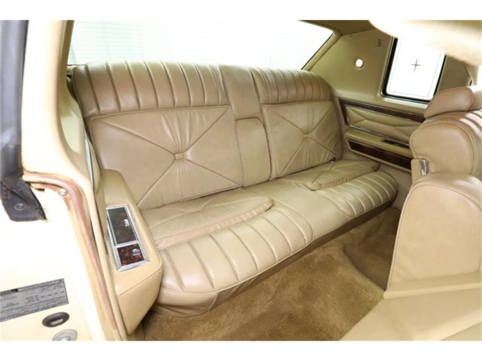 1978 Lincoln Town Car - Image 23 of 31