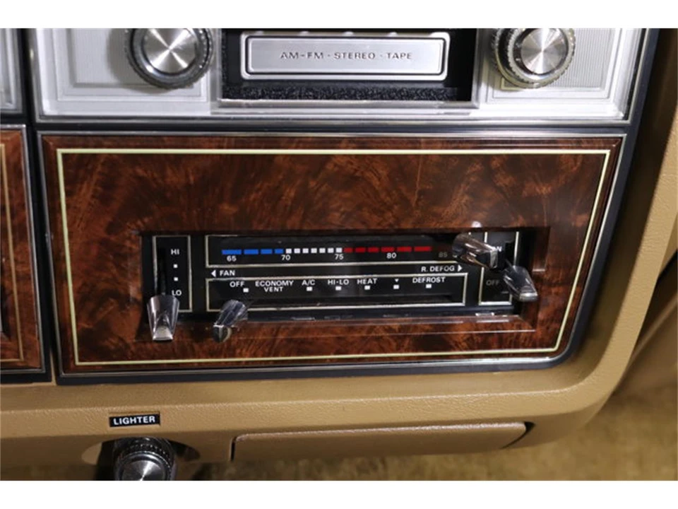 1978 Lincoln Town Car - Image 17 of 31