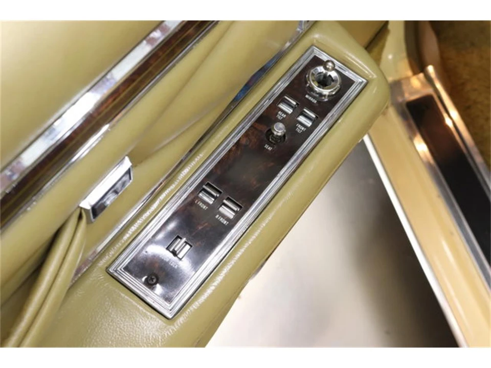 1978 Lincoln Town Car - Image 26 of 31