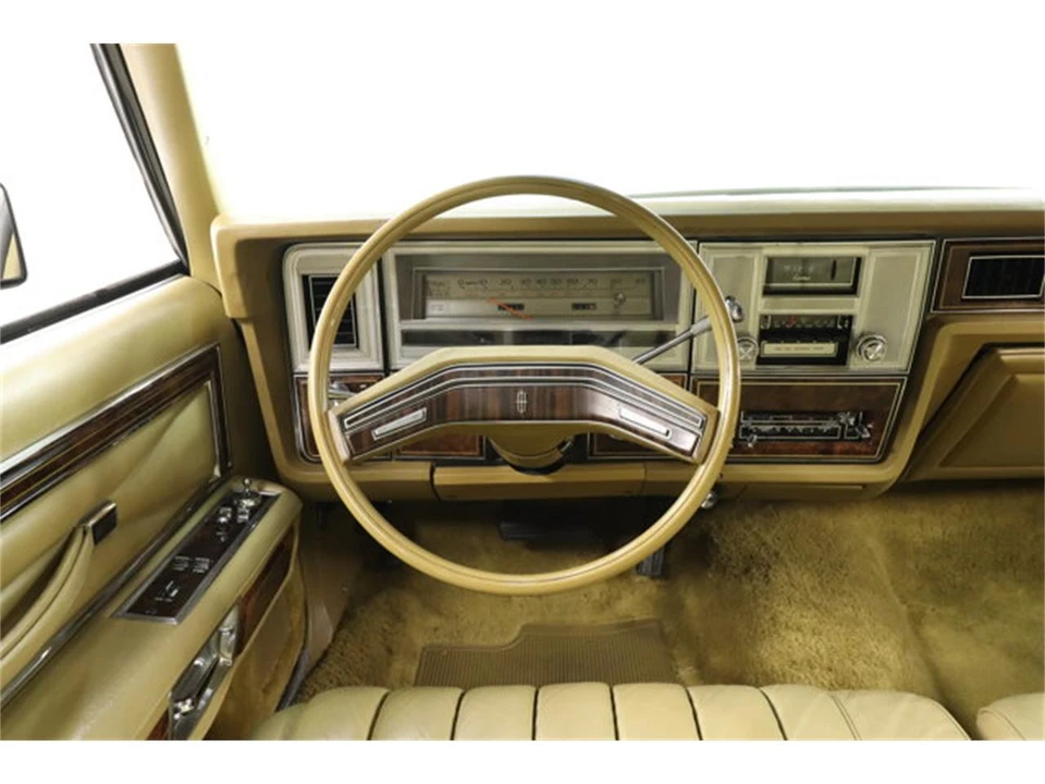 1978 Lincoln Town Car - Image 11 of 31