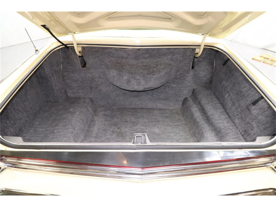 1978 Lincoln Town Car - Image 30 of 31