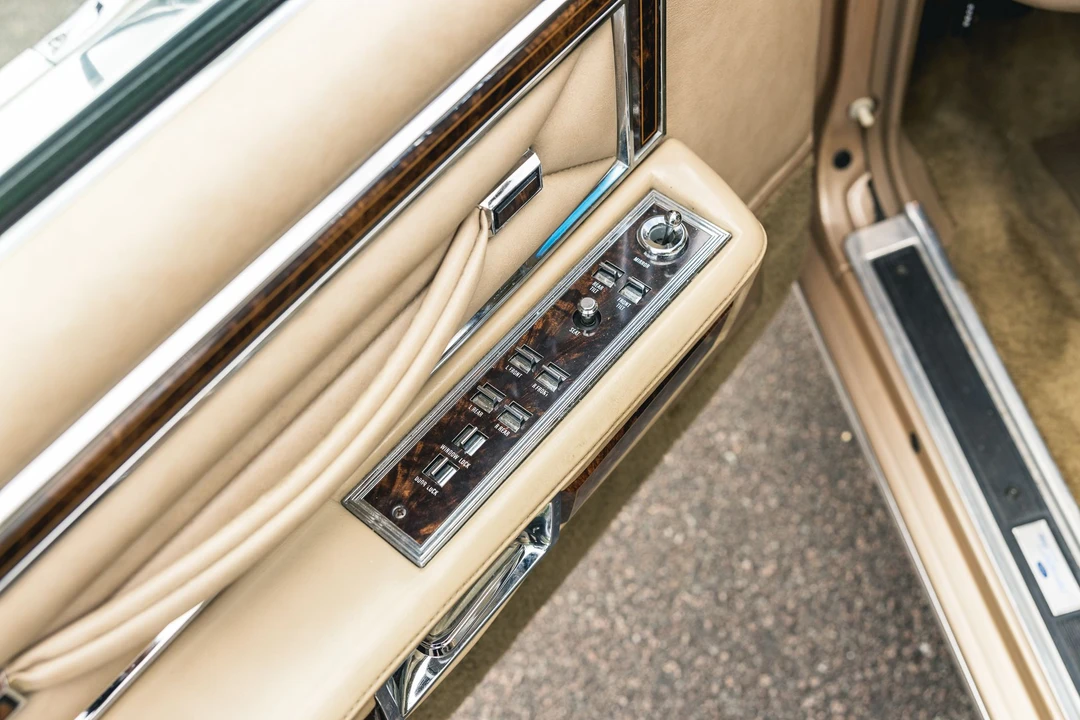 1978 Lincoln Town Car - Image 23 of 31