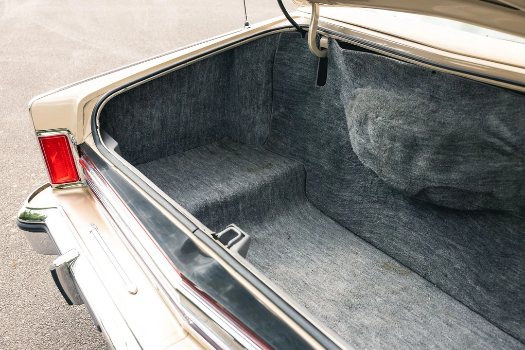 1978 Lincoln Town Car - Image 16 of 31