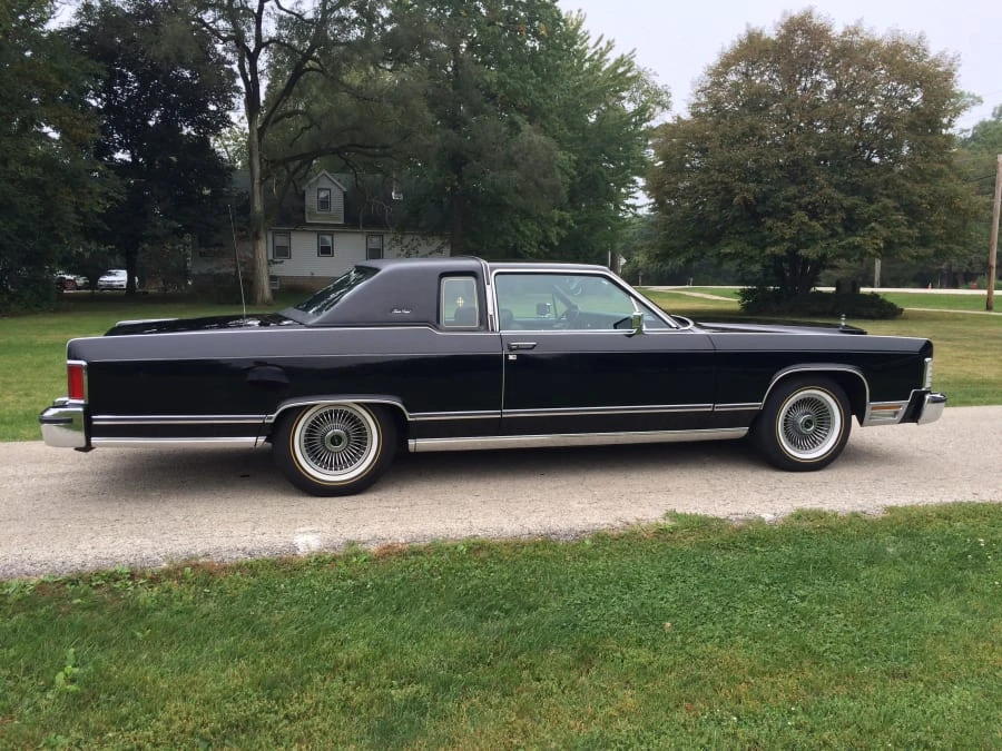 1978 Lincoln Continental 5th Gen - Image 2 of 12