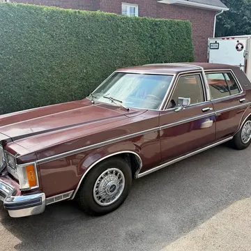 1978 Lincoln Versailles