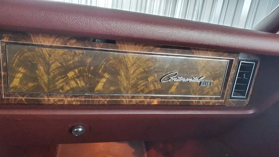 1978 Lincoln Continental Mark V - Image 13 of 14