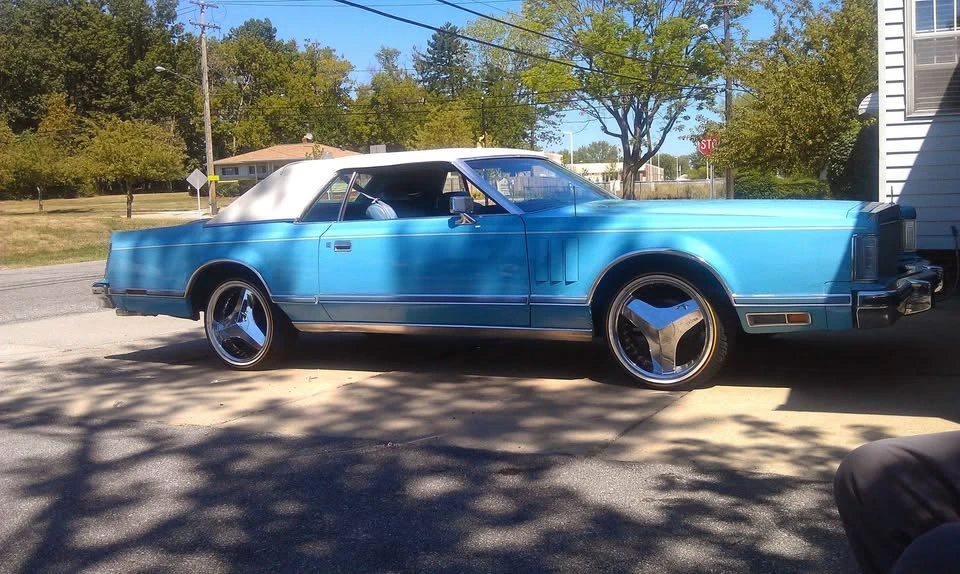 1978 Lincoln Continental Mark V - Image 10 of 11