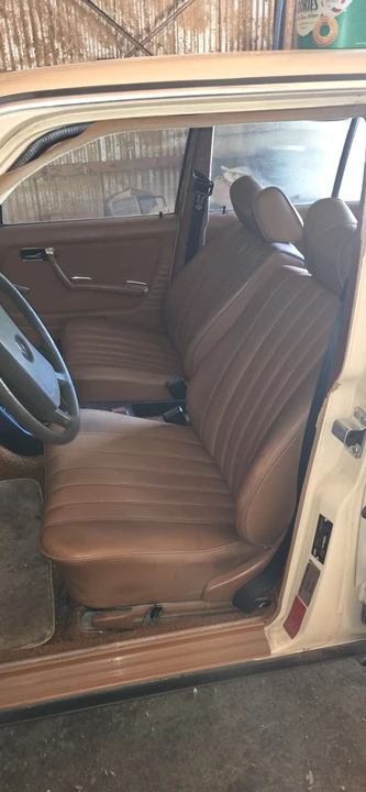 1978 Mercedes-Benz W123 Sedan - Image 18 of 24