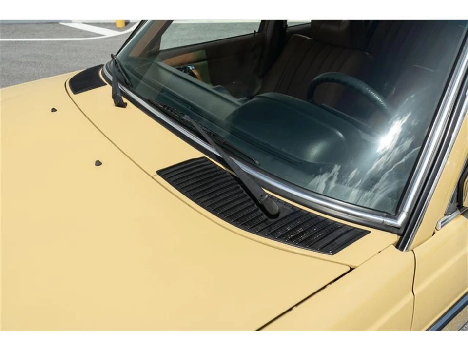 1978 Mercedes-Benz W123 Sedan - Image 14 of 31