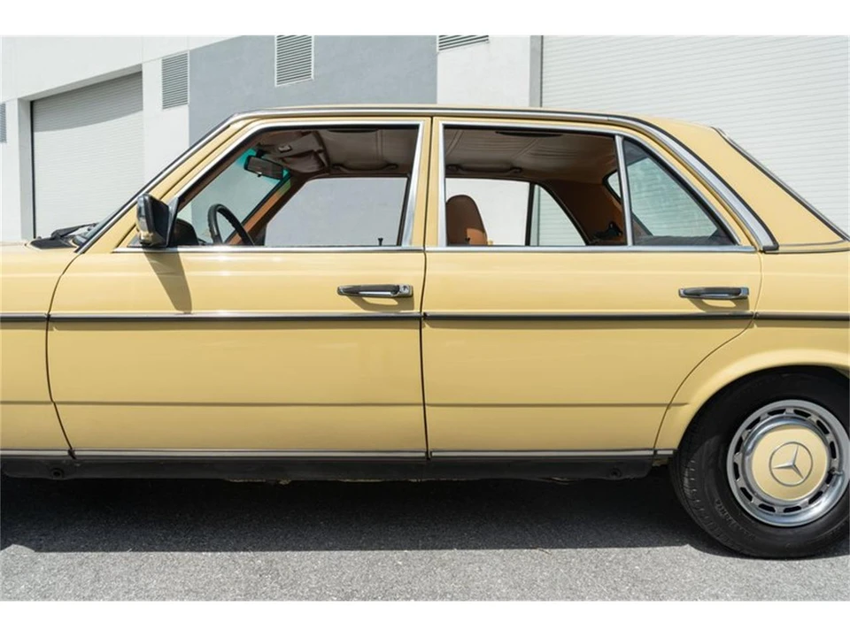 1978 Mercedes-Benz W123 Sedan - Image 20 of 31