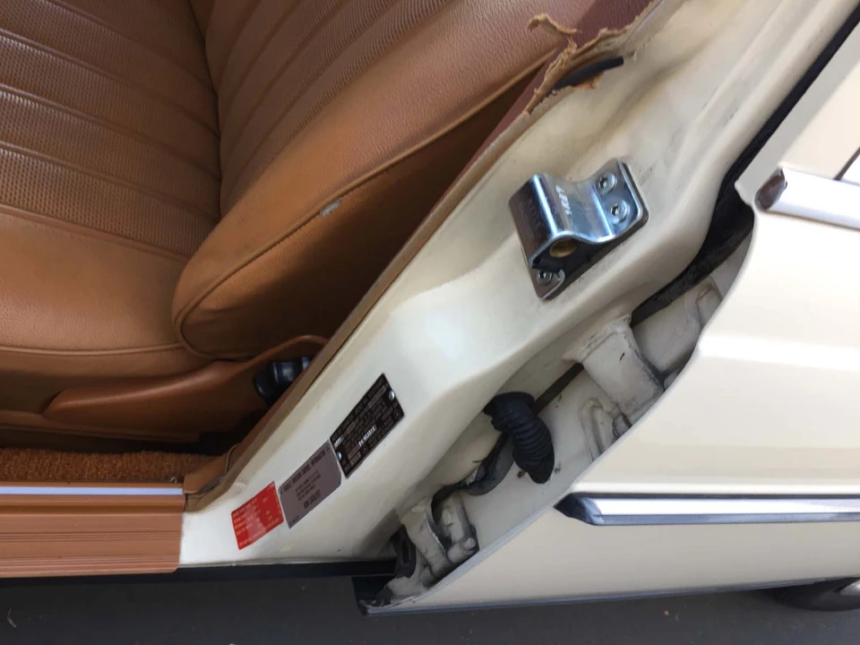 1978 Mercedes-Benz W123 Sedan - Image 20 of 31