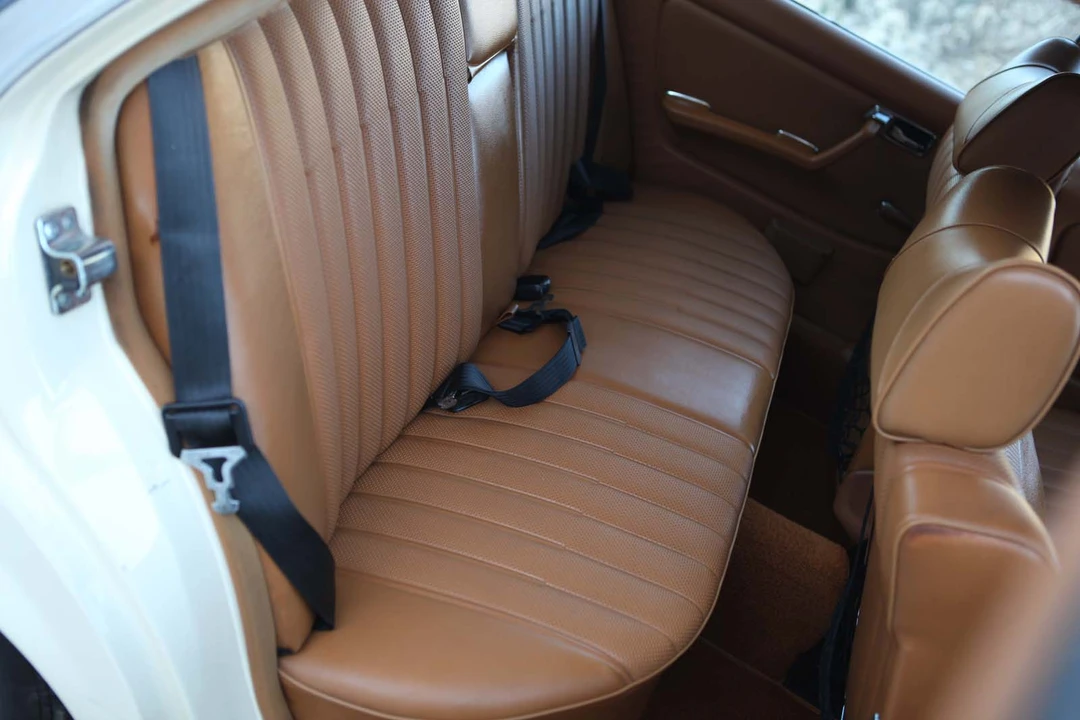1978 Mercedes-Benz W123 Sedan - Image 31 of 31