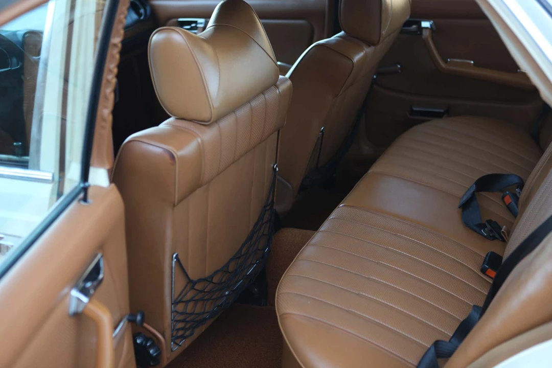 1978 Mercedes-Benz W123 Sedan - Image 27 of 31