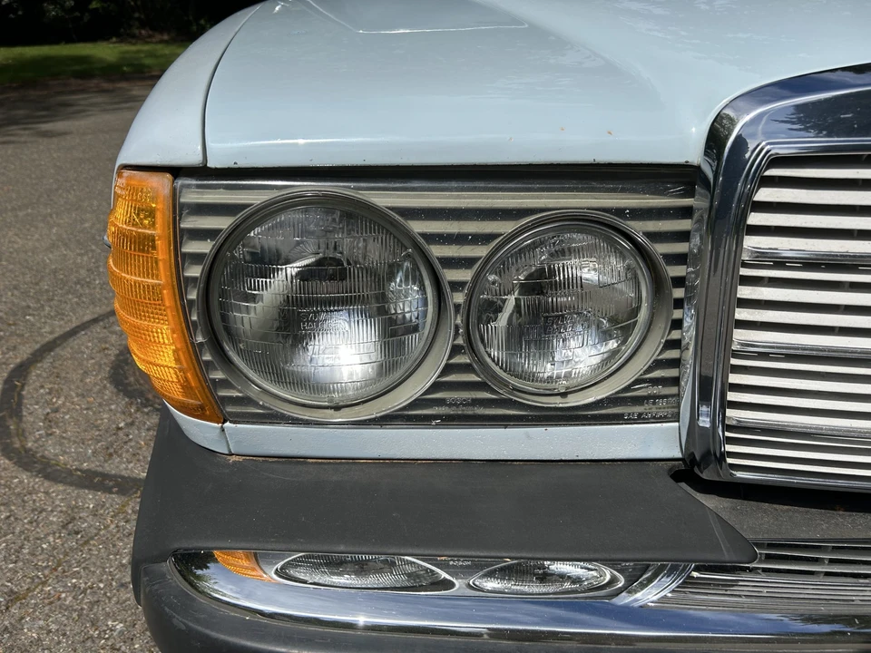 1978 Mercedes-Benz W123 Sedan - Image 8 of 31