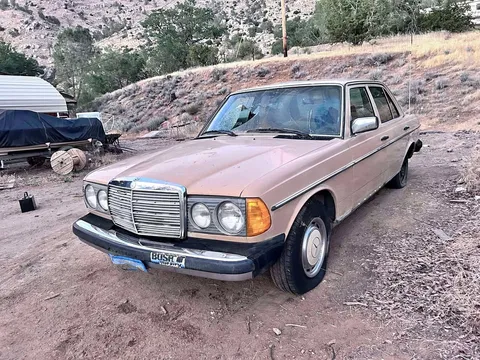 1978 Mercedes-Benz 240D