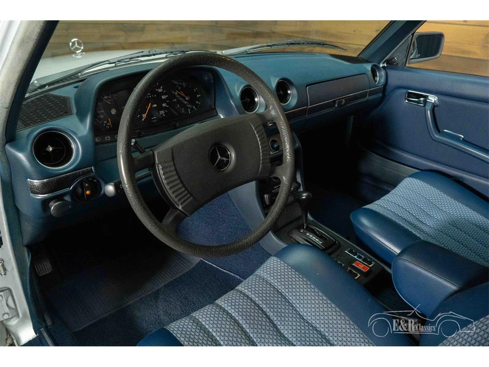 1978 Mercedes-Benz W123 Sedan - Image 3 of 19