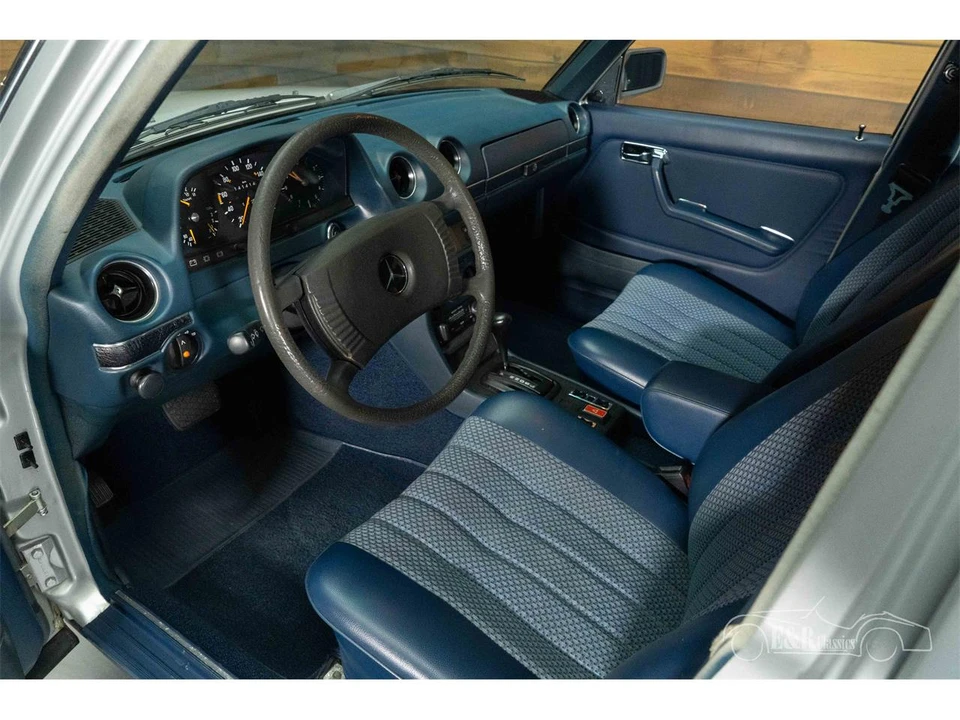 1978 Mercedes-Benz W123 Sedan - Image 9 of 19