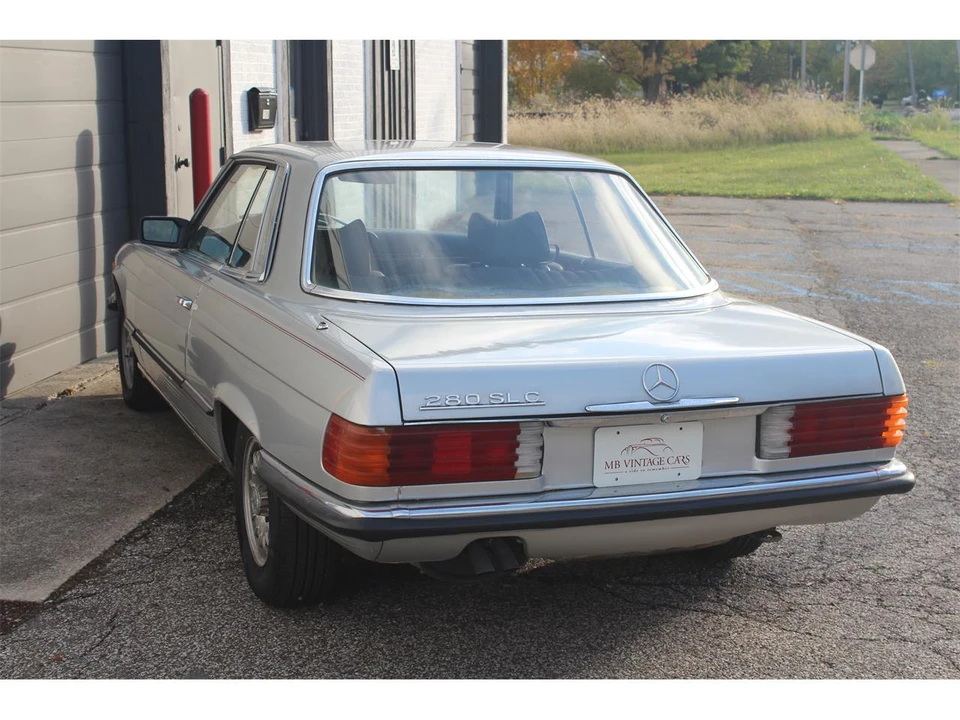 1978 Mercedes-Benz W123 Sedan - Image 4 of 31