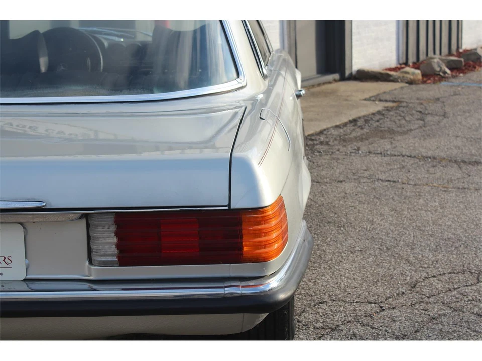 1978 Mercedes-Benz W123 Sedan - Image 6 of 31