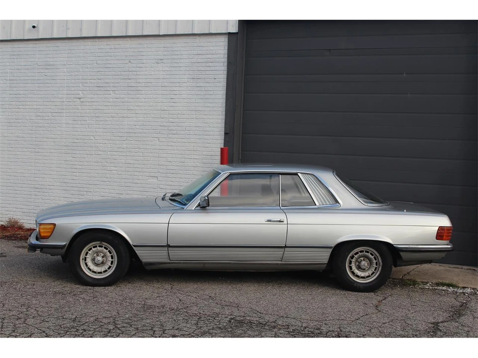 1978 Mercedes-Benz W123 Sedan - Image 10 of 31