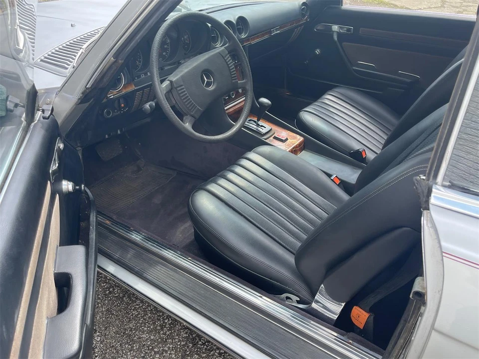 1978 Mercedes-Benz W123 Sedan - Image 14 of 31