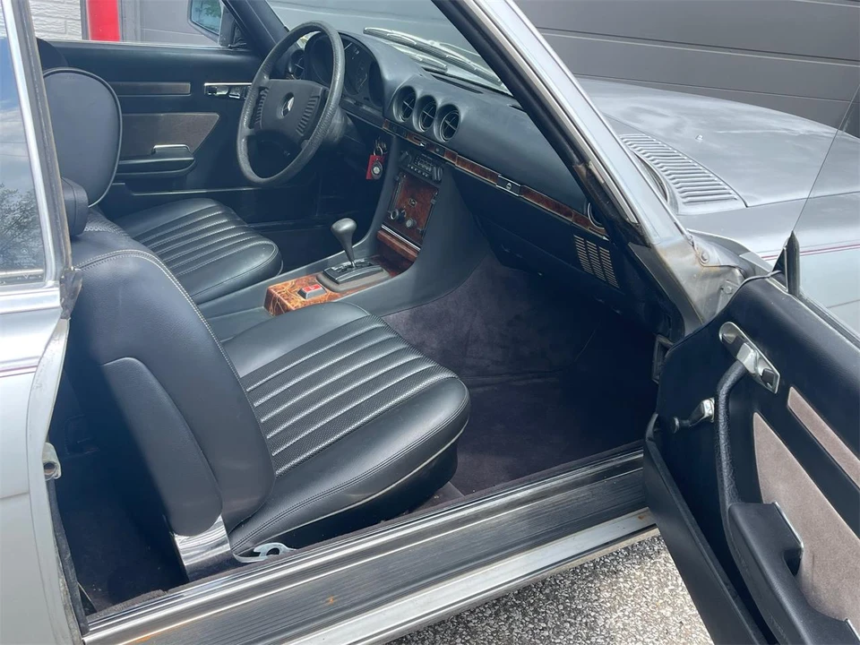 1978 Mercedes-Benz W123 Sedan - Image 16 of 31