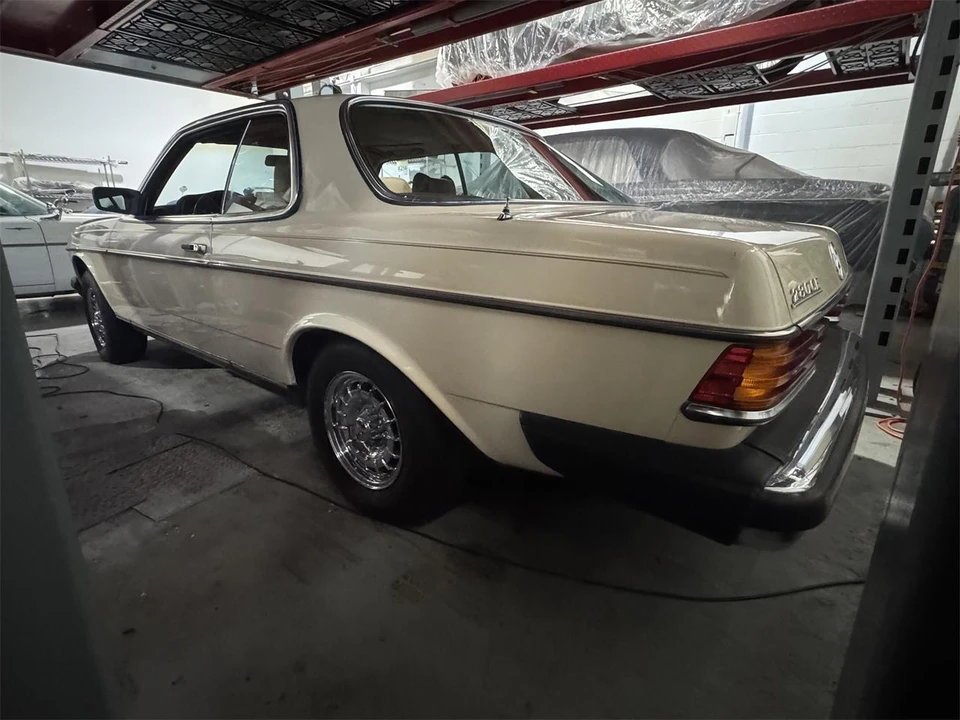 1978 Mercedes-Benz W123 Coupe (C123) - Image 5 of 20