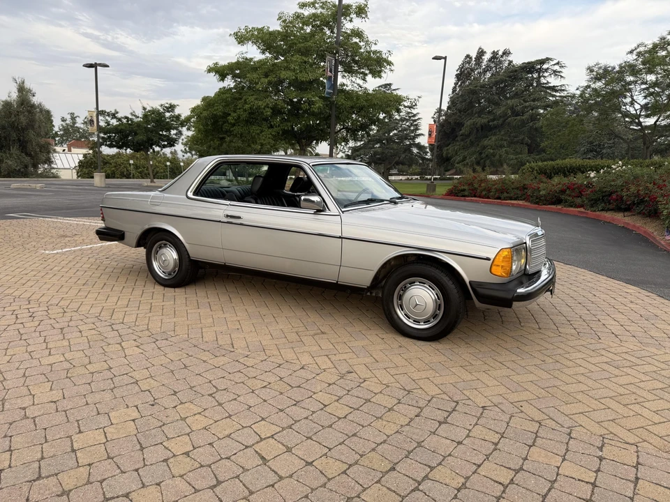 1978 Mercedes-Benz W123 Coupe (C123) - Image 3 of 31