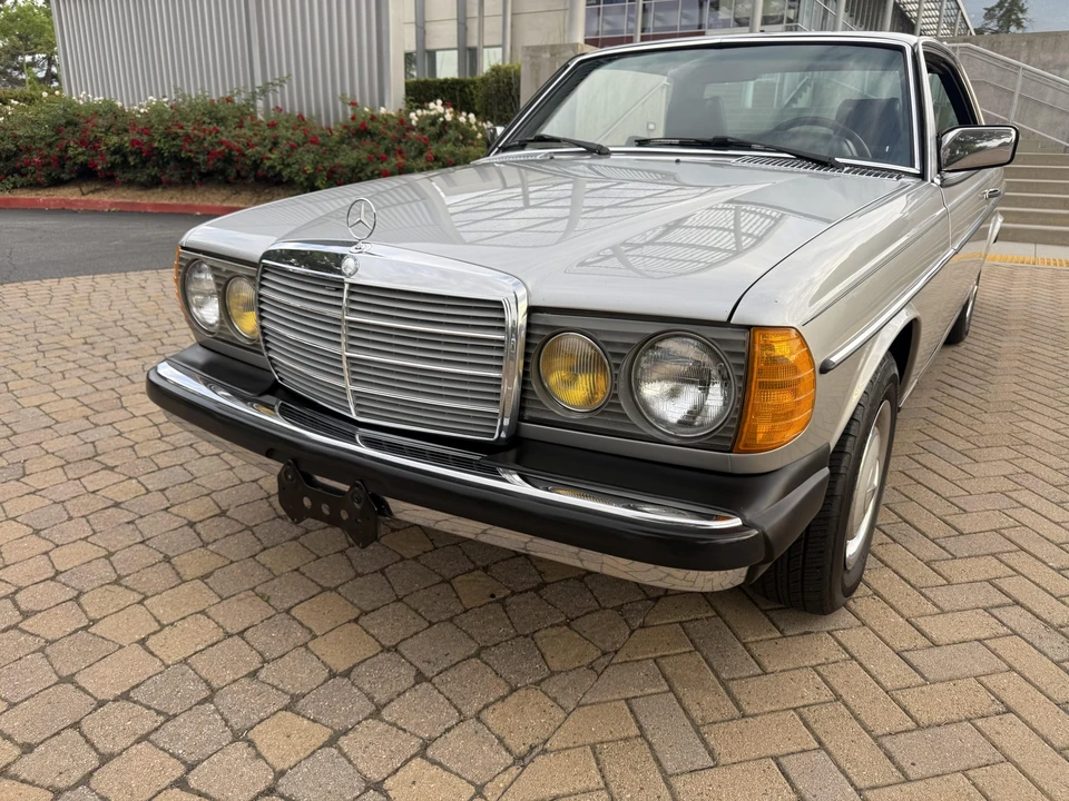 1978 Mercedes-Benz W123 Coupe (C123) - Image 10 of 31