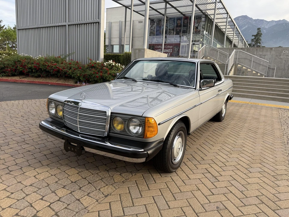 1978 Mercedes-Benz W123 Coupe (C123) - Image 11 of 31
