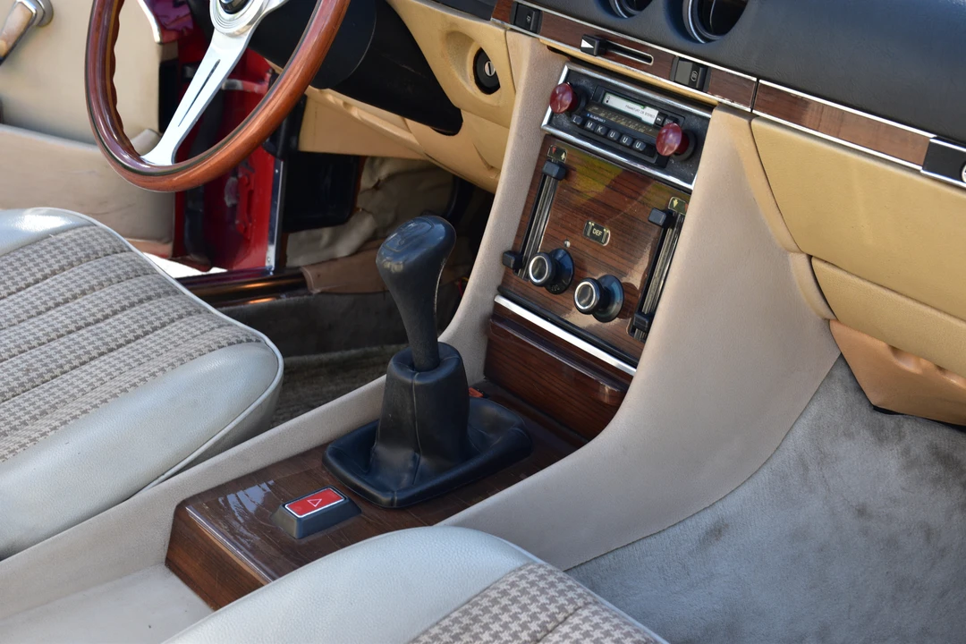 1978 Mercedes-Benz R107 SL-Class - Image 18 of 30