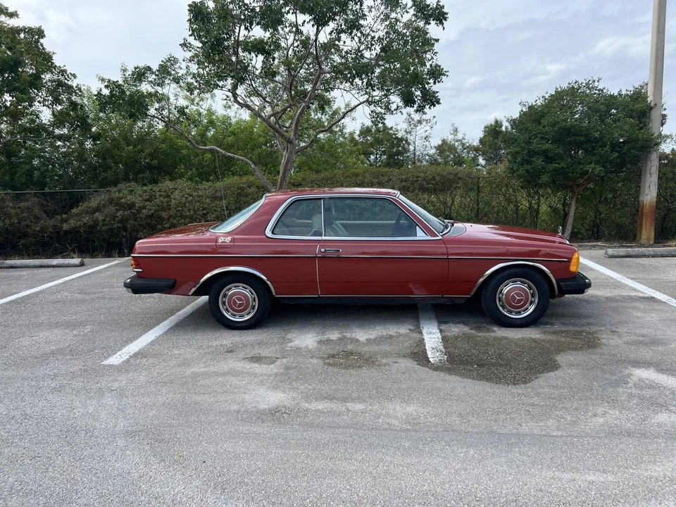 1978 Mercedes-Benz W123 Coupe (C123) - Image 10 of 31