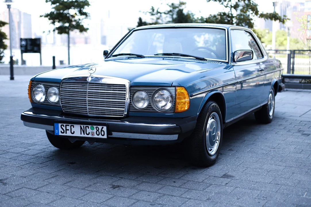 1978 Mercedes-Benz W123 Coupe (C123) - Image 4 of 31