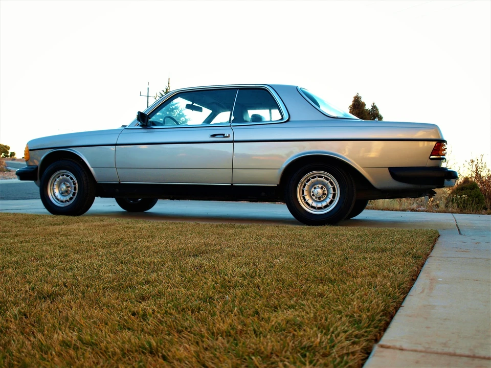 1978 Mercedes-Benz W123 Coupe (C123) - Image 11 of 31