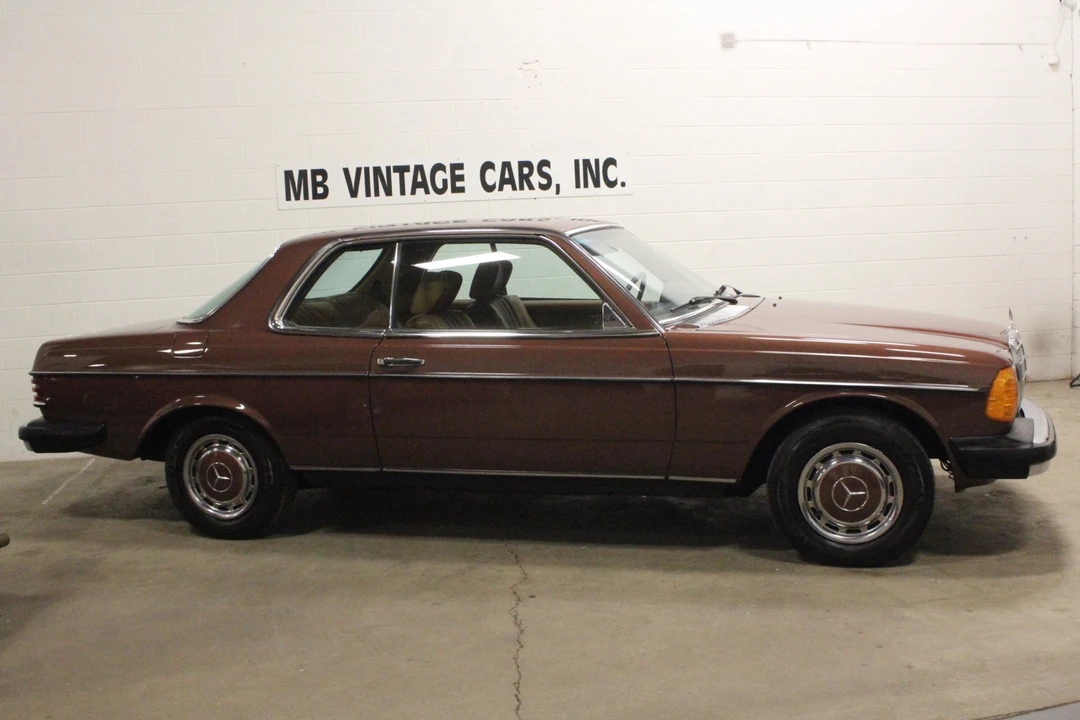 1978 Mercedes-Benz W123 Coupe (C123) - Image 11 of 31