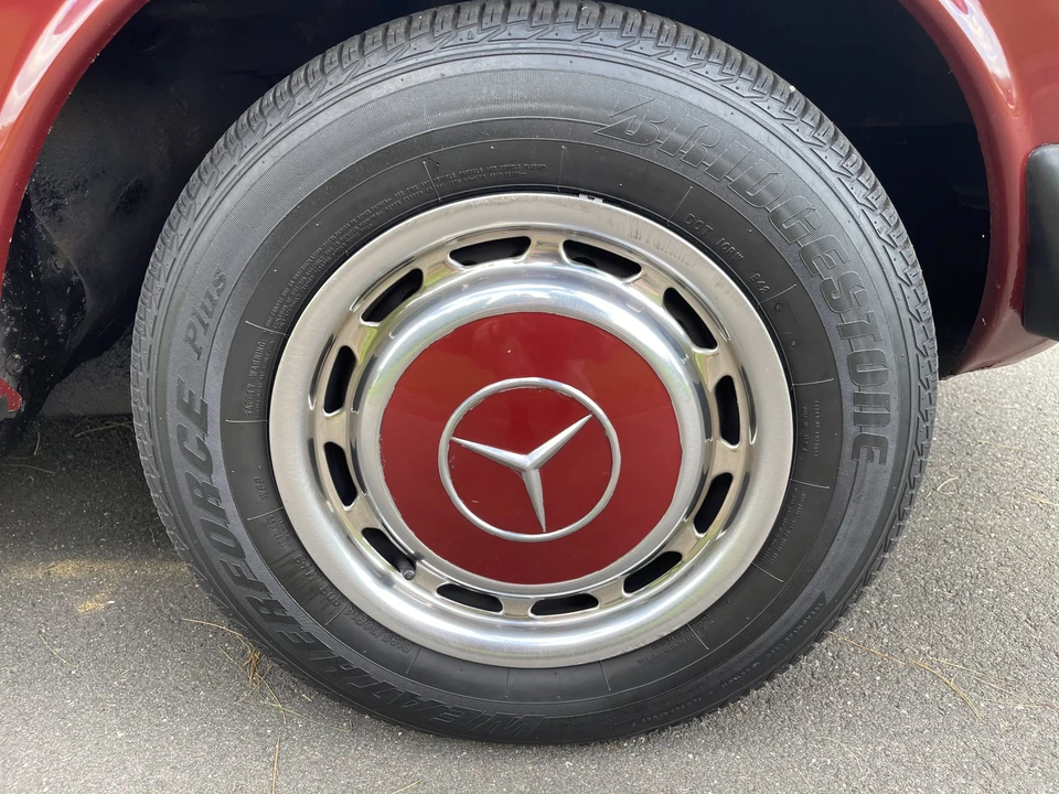 1978 Mercedes-Benz W123 Sedan - Image 27 of 31