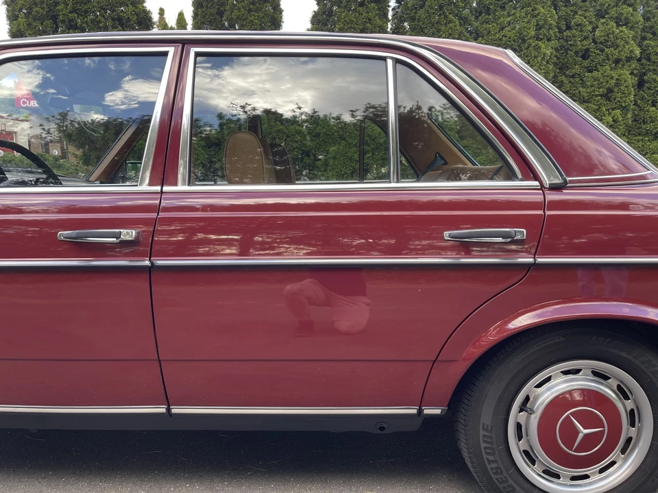 1978 Mercedes-Benz W123 Sedan - Image 19 of 31