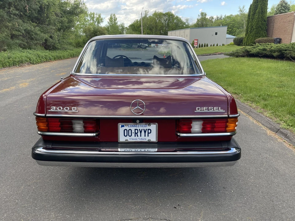 1978 Mercedes-Benz W123 Sedan - Image 13 of 31