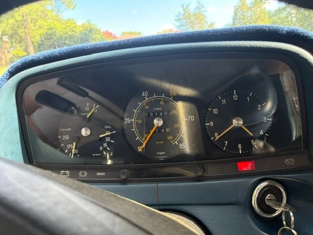 1978 Mercedes-Benz W123 Sedan - Image 2 of 9