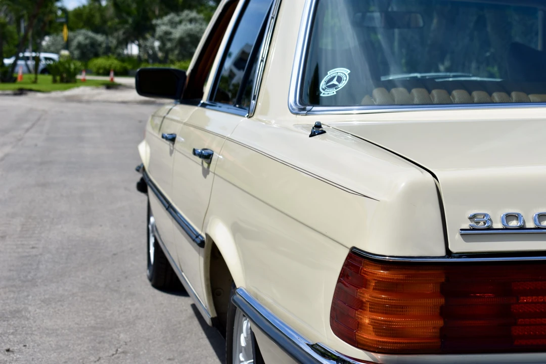 1978 Mercedes-Benz W116 S-Class - Image 27 of 31