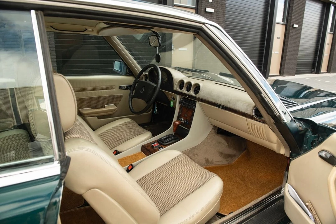 1978 Mercedes-Benz SLK-Class/SLC-Class - Image 29 of 30
