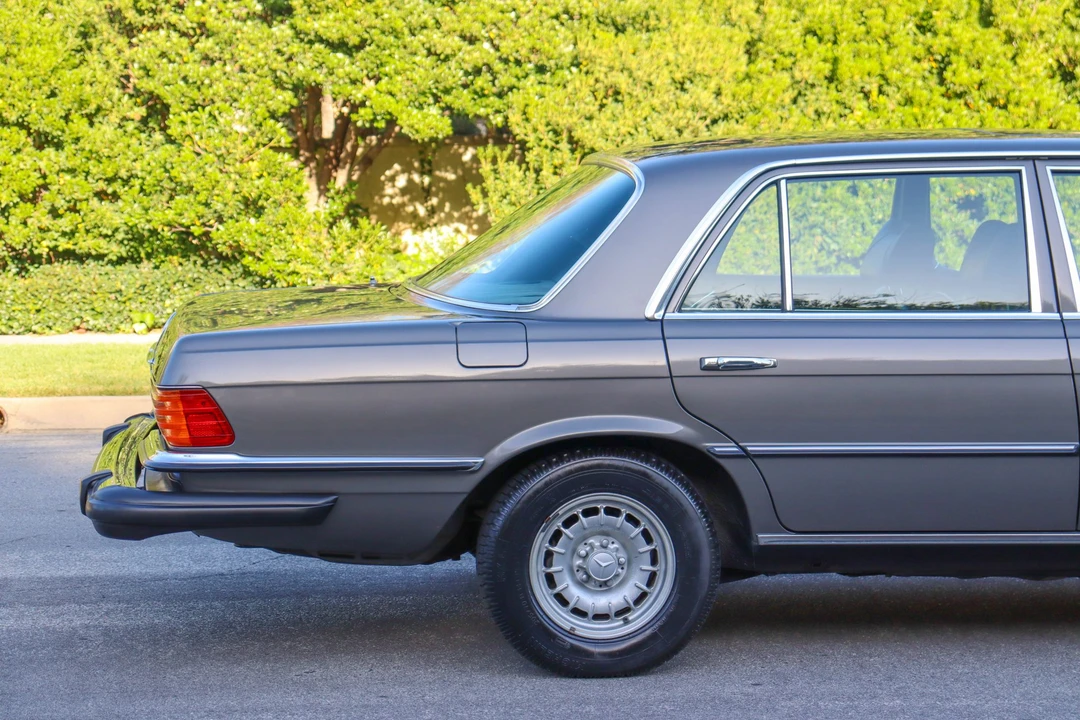 1978 Mercedes-Benz W116 S-Class - Image 30 of 31