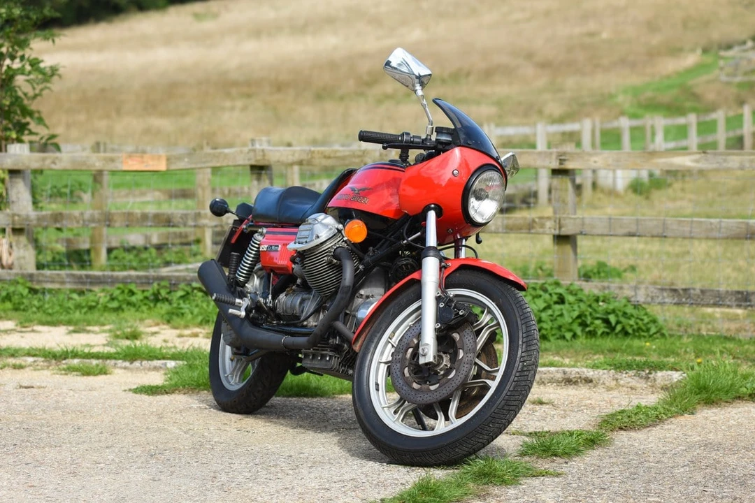 1978 Moto Guzzi Le Mans - Image 2 of 30