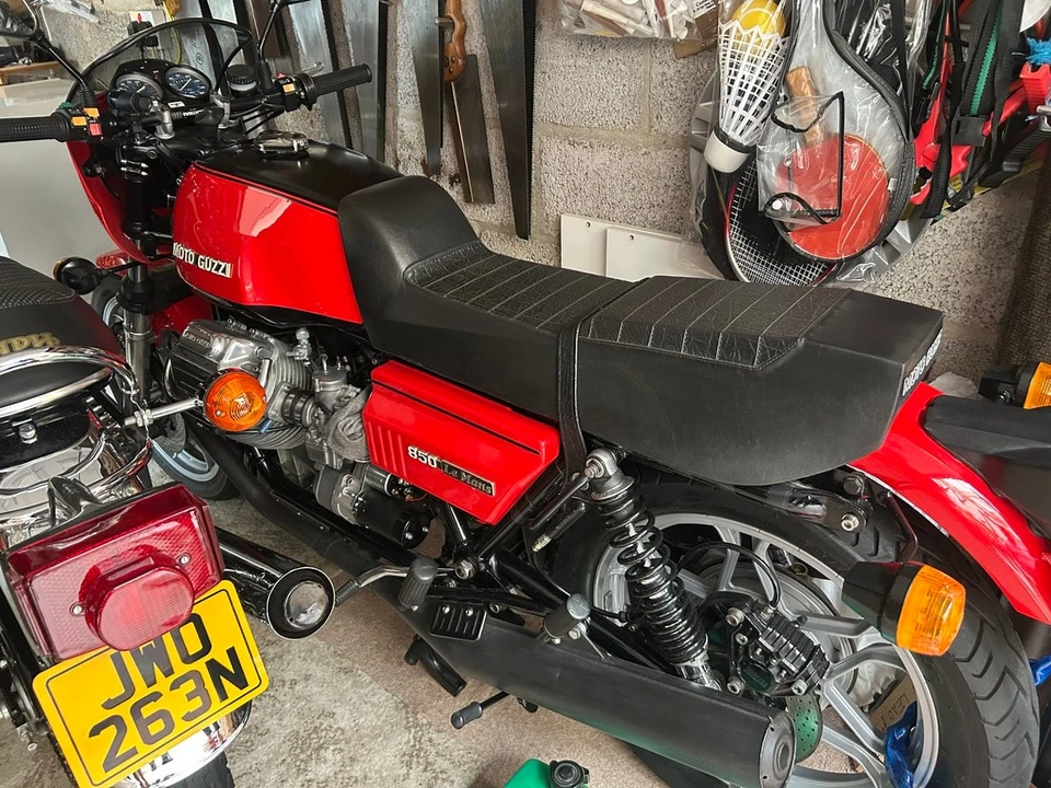 1999 Moto Guzzi Le Mans - Image 7 of 19