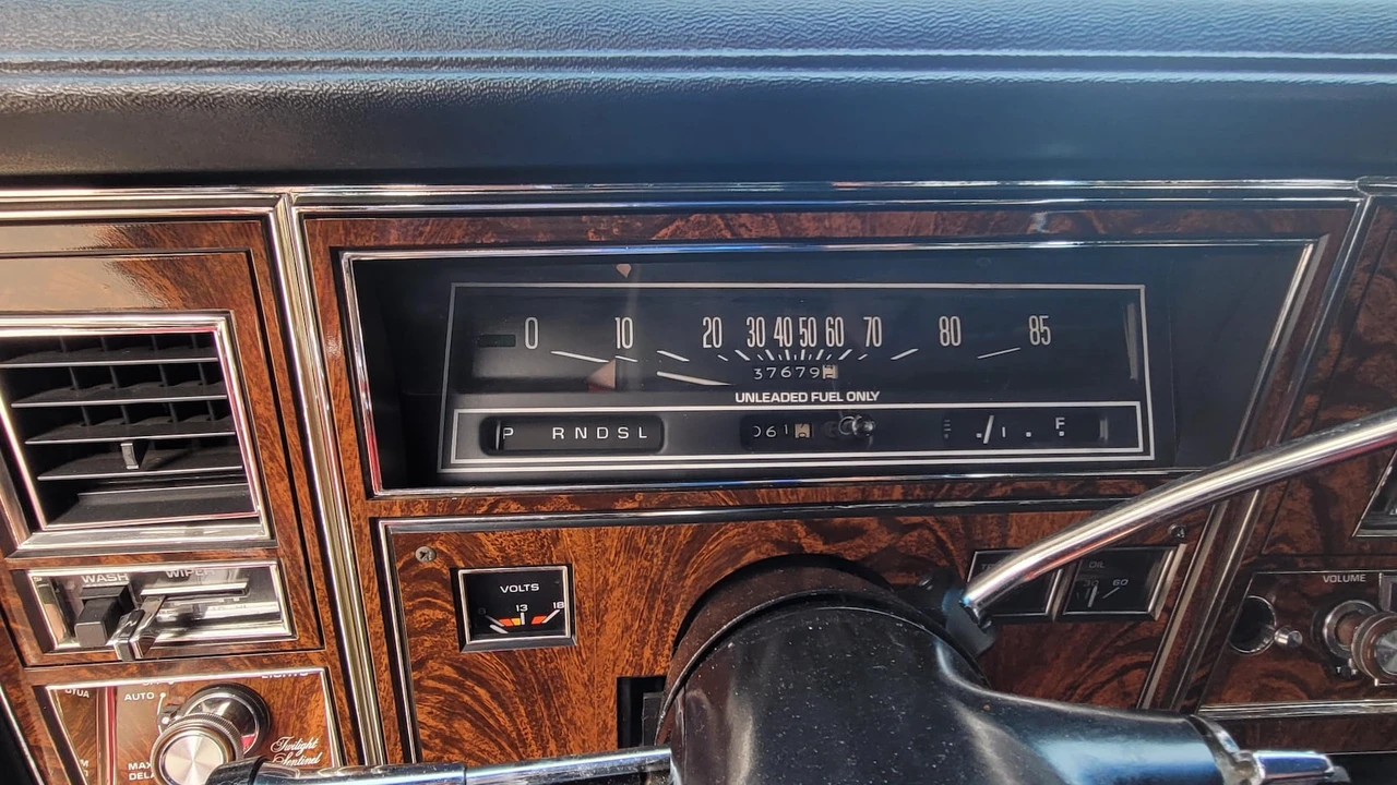 1978 Oldsmobile 98 - Image 4 of 9