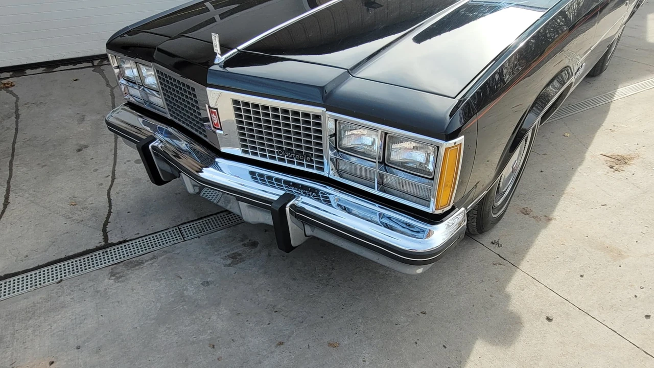 1978 Oldsmobile 98 - Image 6 of 9