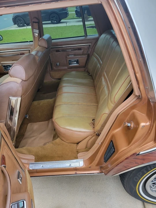 1978 Oldsmobile Custom Cruiser - Image 18 of 20
