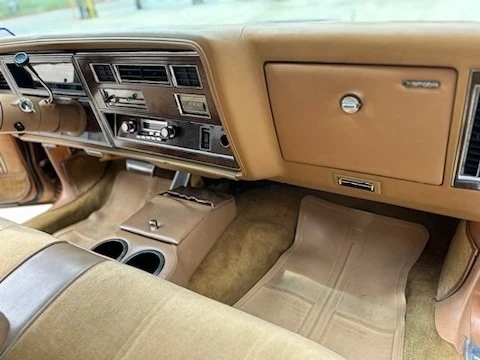 1978 Oldsmobile Custom Cruiser - Image 11 of 20