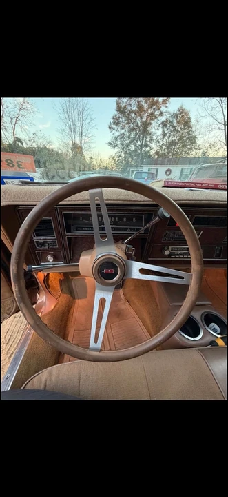 1978 Oldsmobile Custom Cruiser - Image 12 of 20